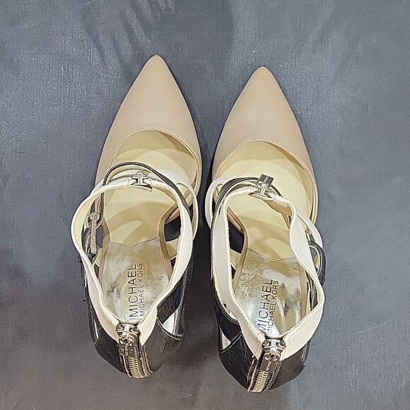 MICHEAL MICHEAL KORS ANKLE  WOMEN"S BOOT - Picture 6 of 16